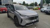 nuovo 3008 km0 colore grigio vista laterale
