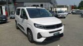 Opel Combo Life Km0. Colore bianco- Vista laterale anteriore